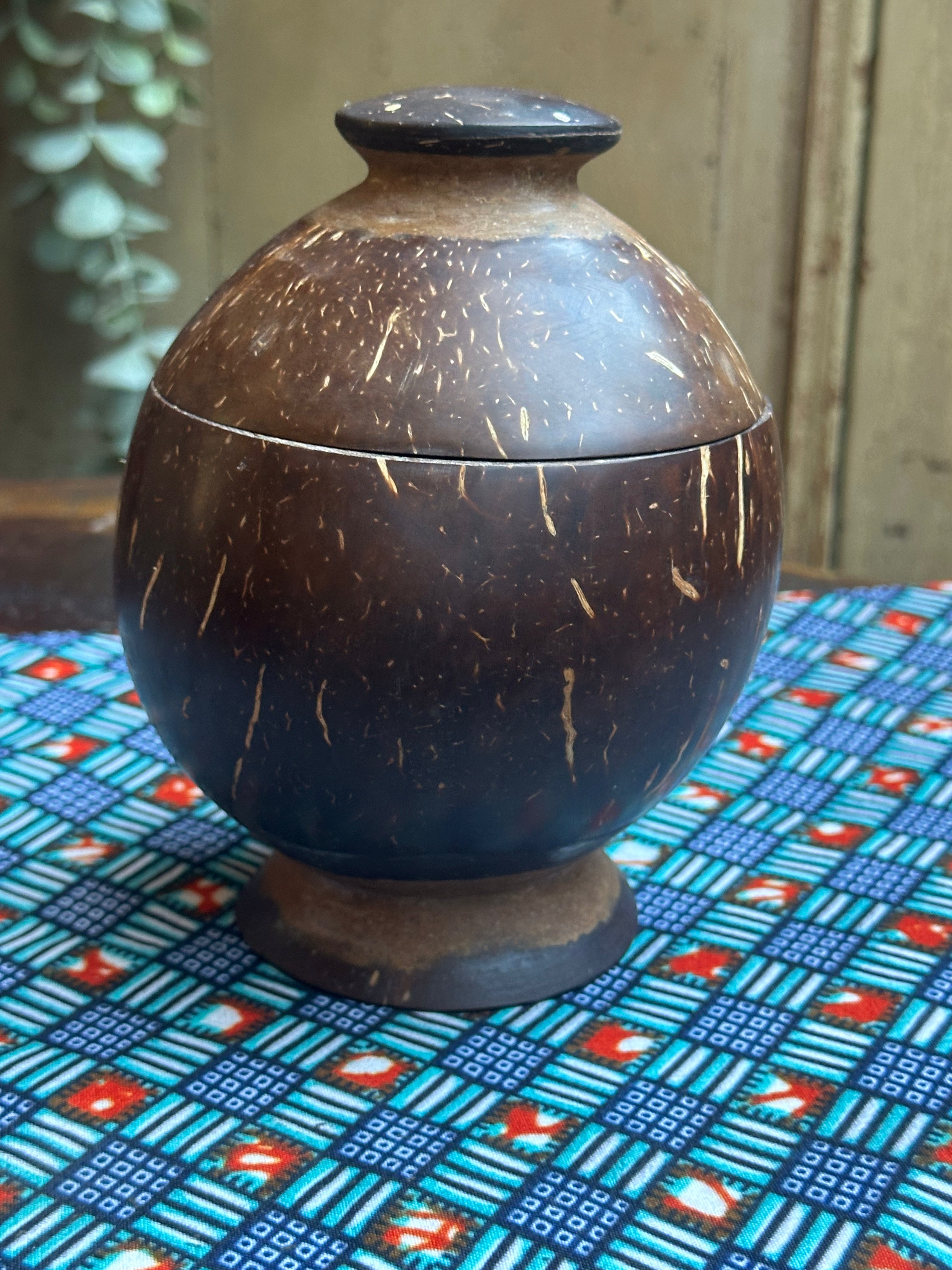 Big Coconut Pot With Cover