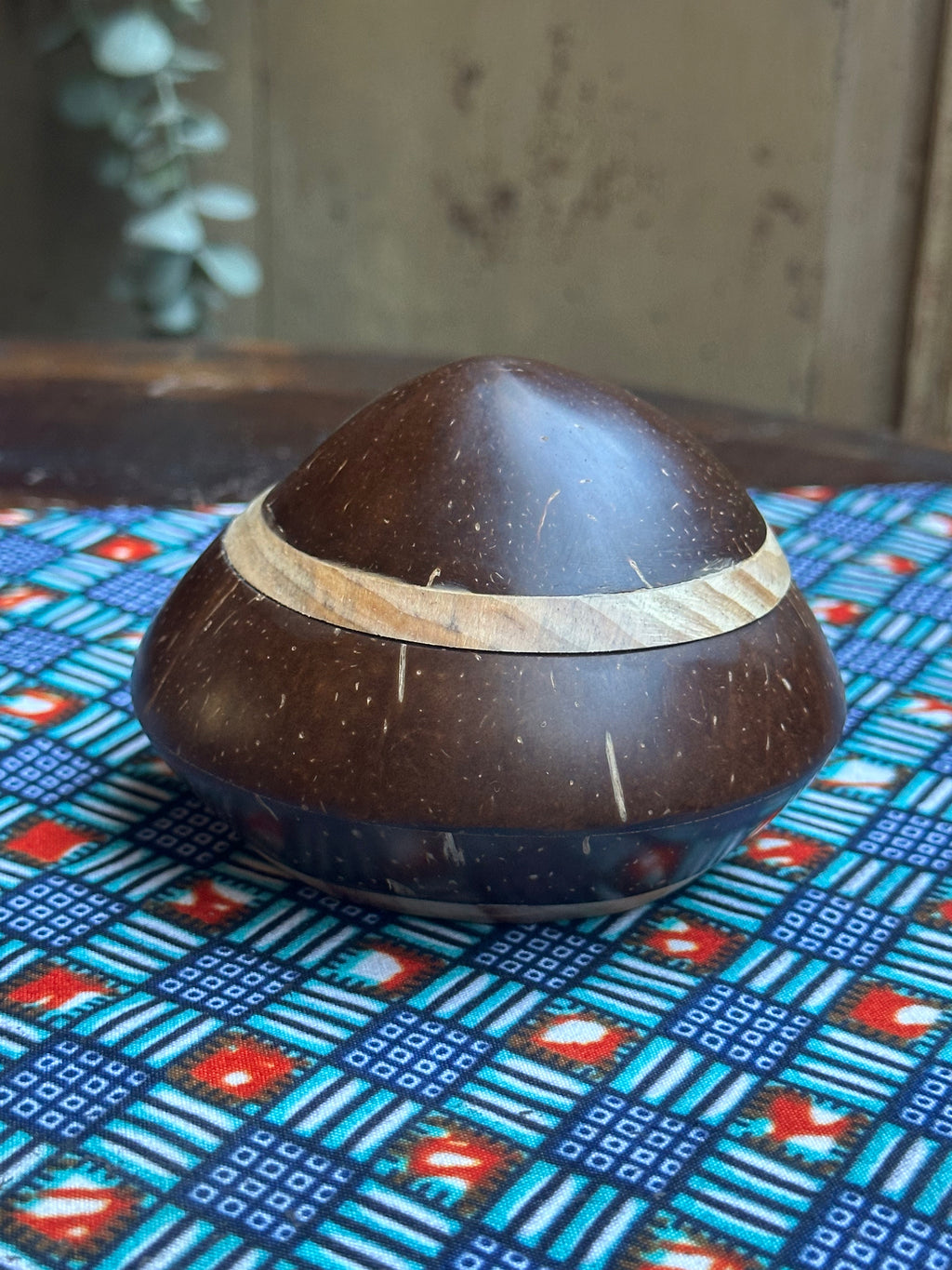 Little Coconut Pot With Cover
