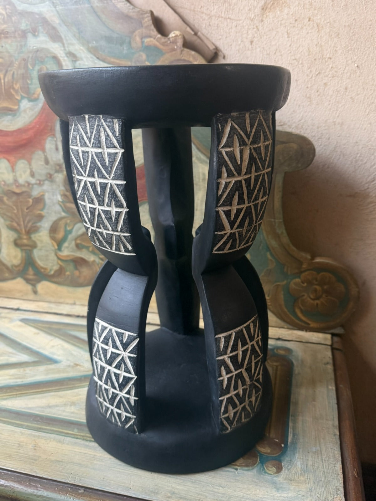 Nkabom Round Stool